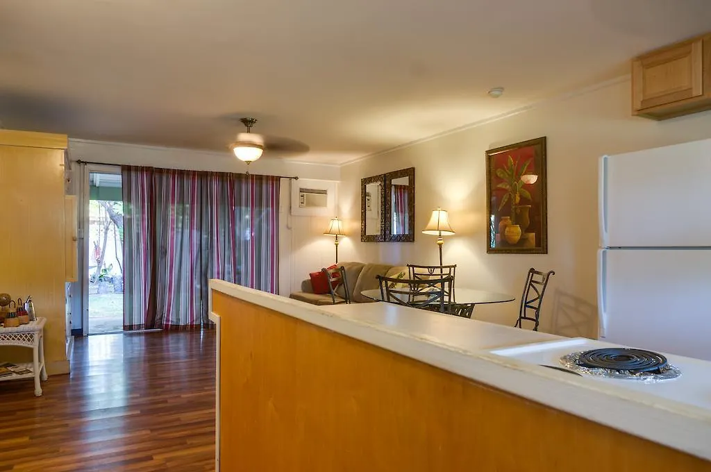 Tiki Beach Hostel-At The Beach In Lahaina 0*,  United States